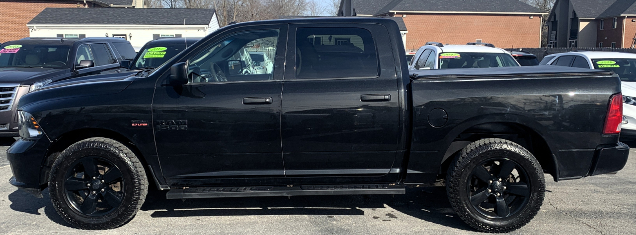 RAM 1500 Tradesman Crew Cab SWB 4WD 2017