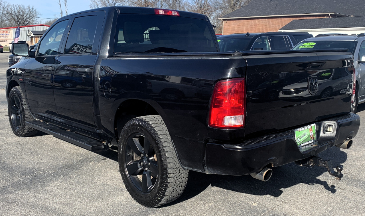 RAM 1500 Tradesman Crew Cab SWB 4WD 2017