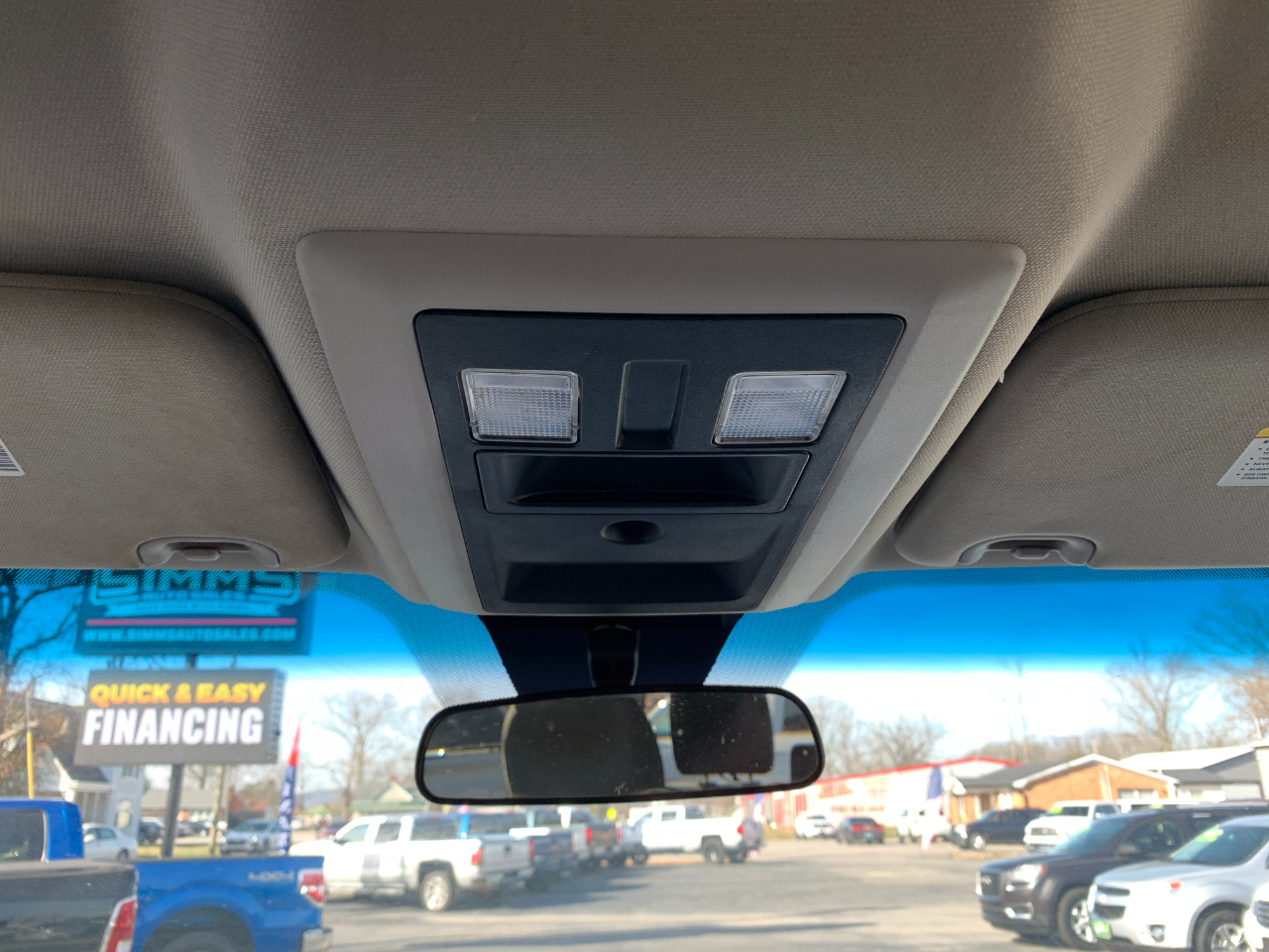 RAM 1500 Tradesman Crew Cab SWB 4WD 2017