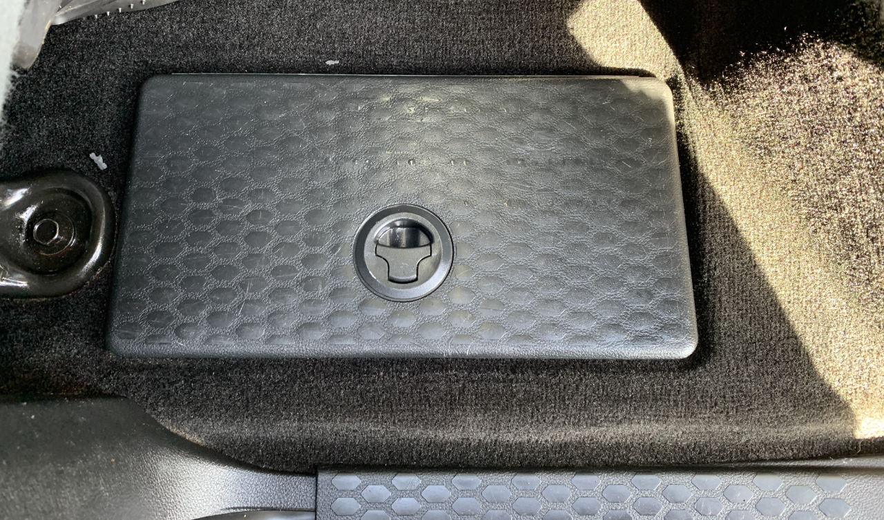 RAM 1500 Tradesman Crew Cab SWB 4WD 2017