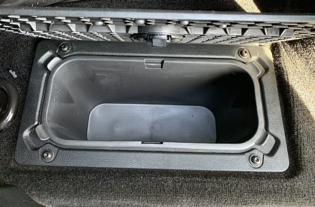 RAM 1500 Tradesman Crew Cab SWB 4WD 2017