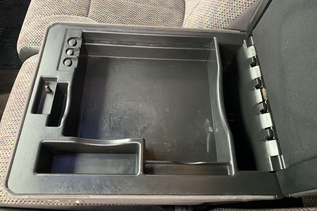 Dodge Ram 1500 Quad Cab 6.5-ft. Bed 4WD 1998