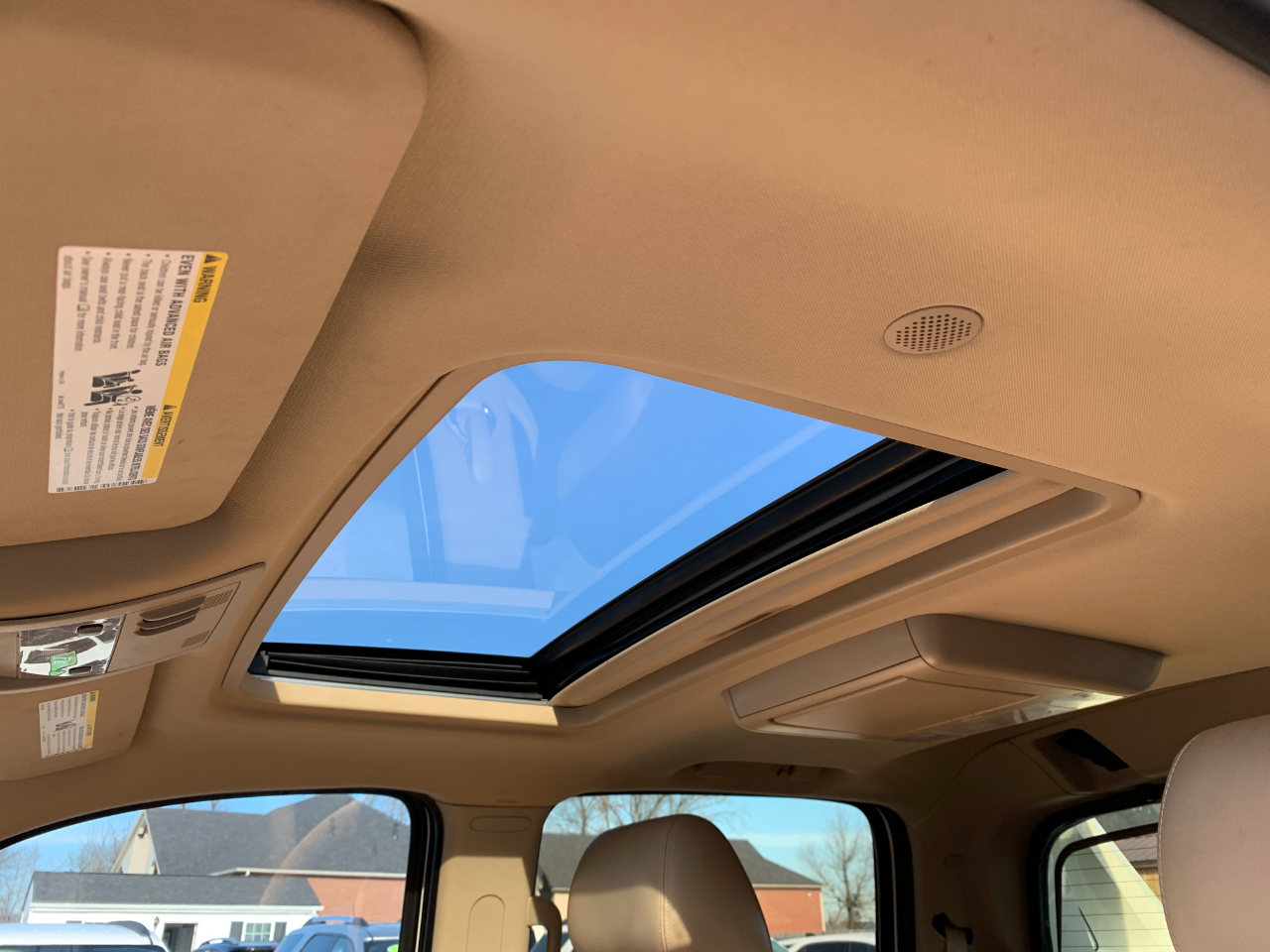 Chevrolet Avalanche LTZ 4WD 2012