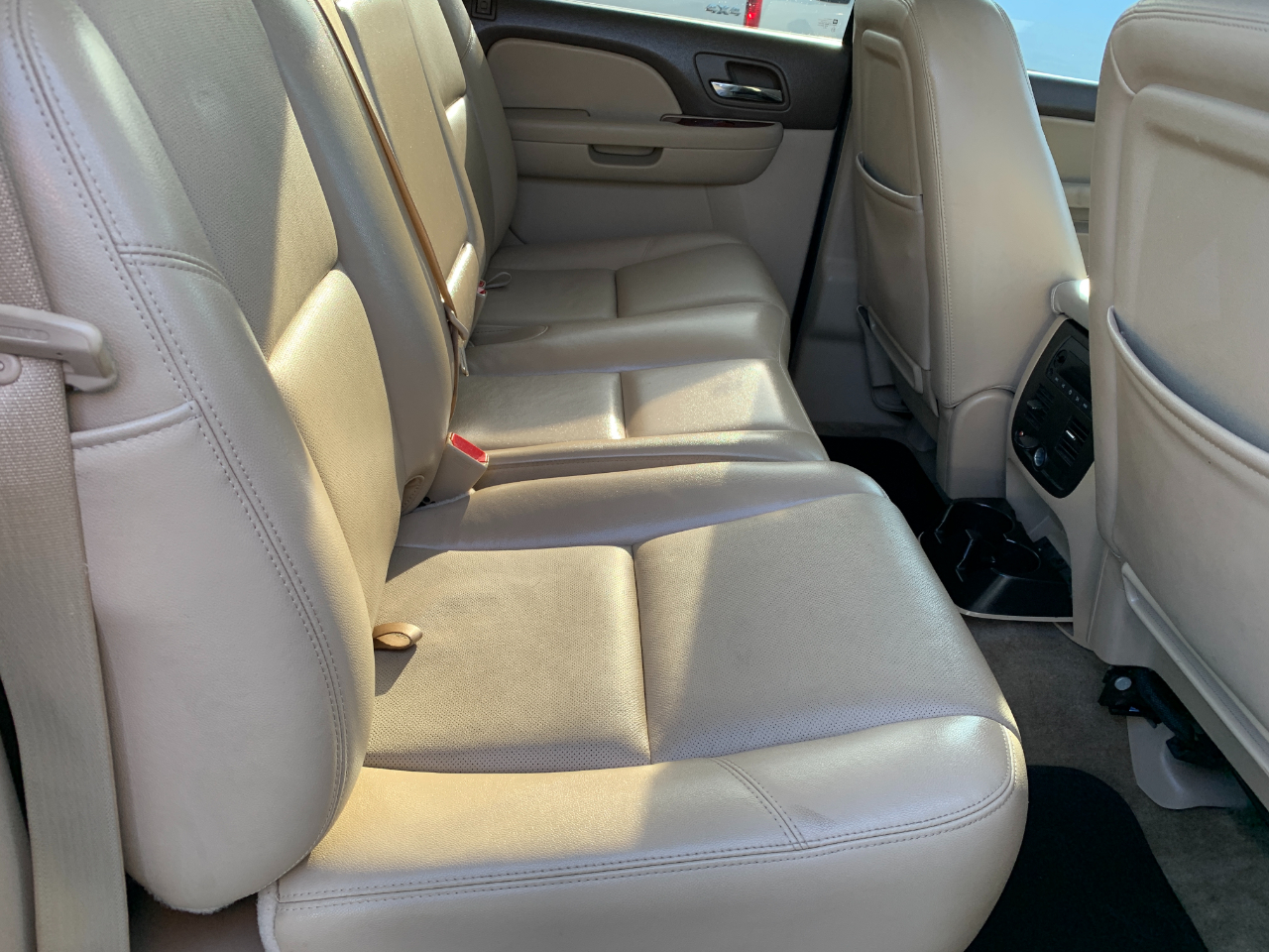 Chevrolet Avalanche LTZ 4WD 2012