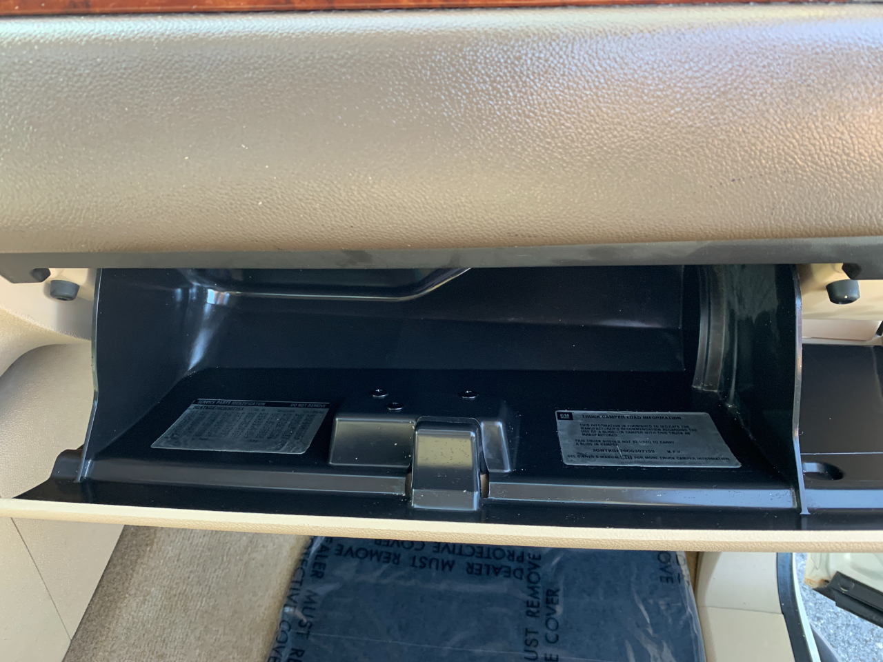 Chevrolet Avalanche LTZ 4WD 2012