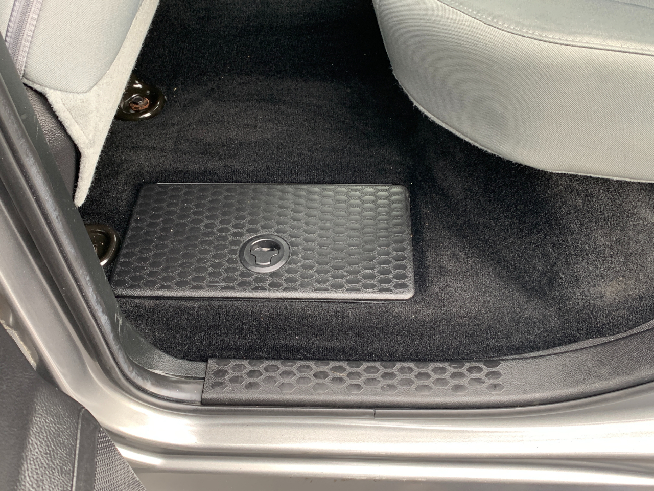 RAM 1500 Tradesman Crew Cab SWB 4WD 2013