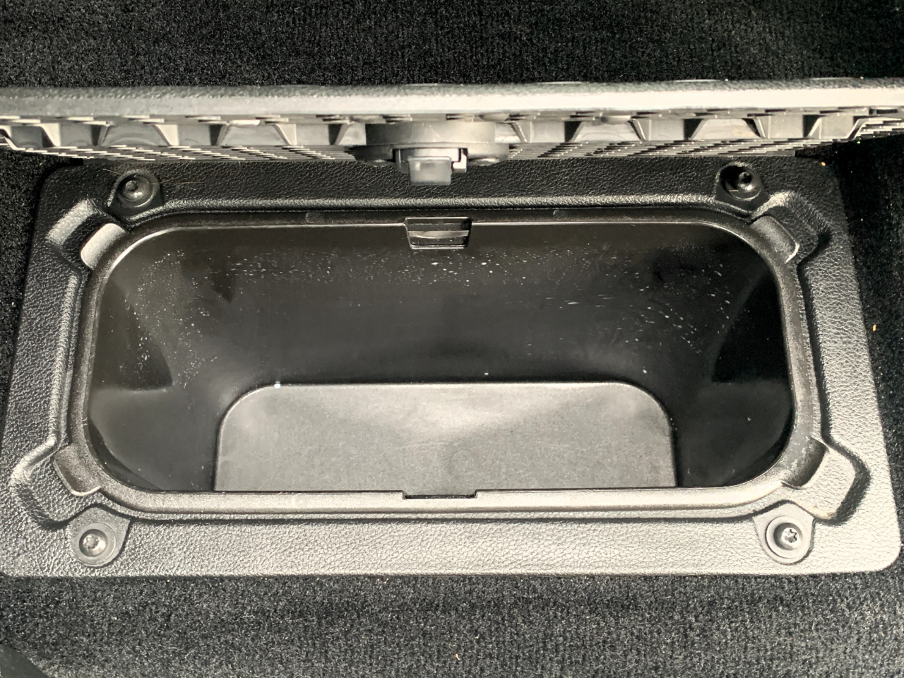 RAM 1500 Tradesman Crew Cab SWB 4WD 2013