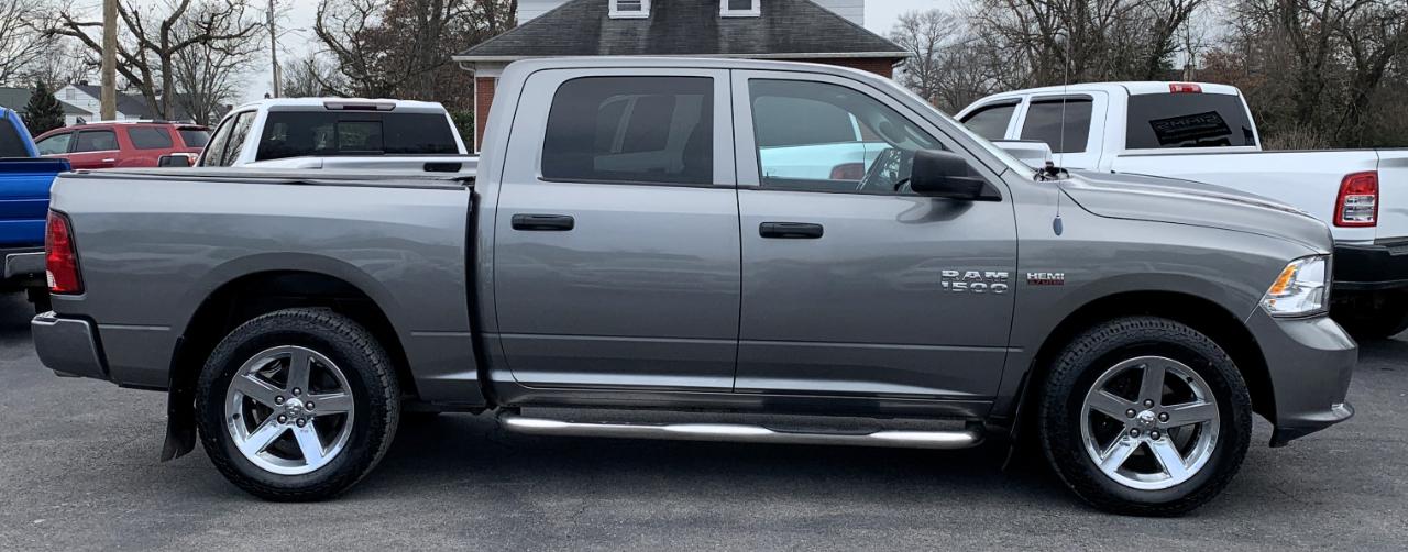 RAM 1500 Tradesman Crew Cab SWB 4WD 2013
