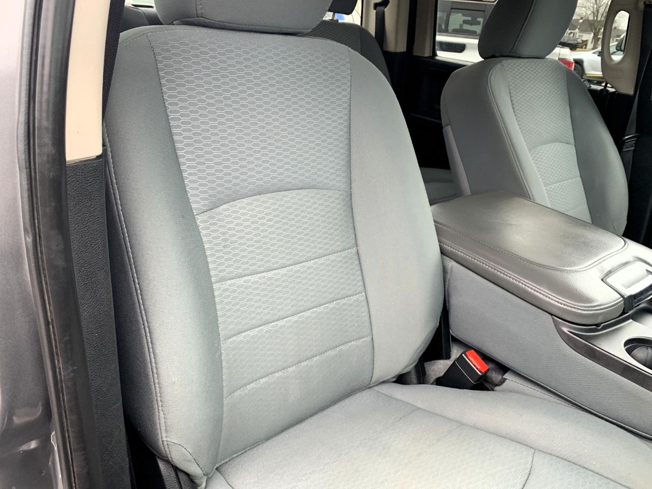 RAM 1500 Tradesman Crew Cab SWB 4WD 2013