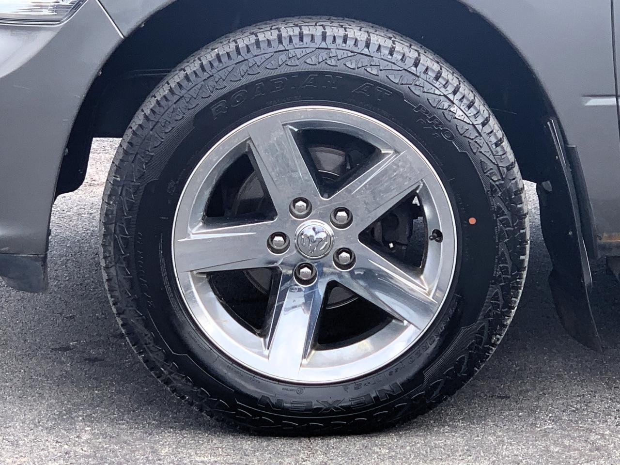 RAM 1500 Tradesman Crew Cab SWB 4WD 2013