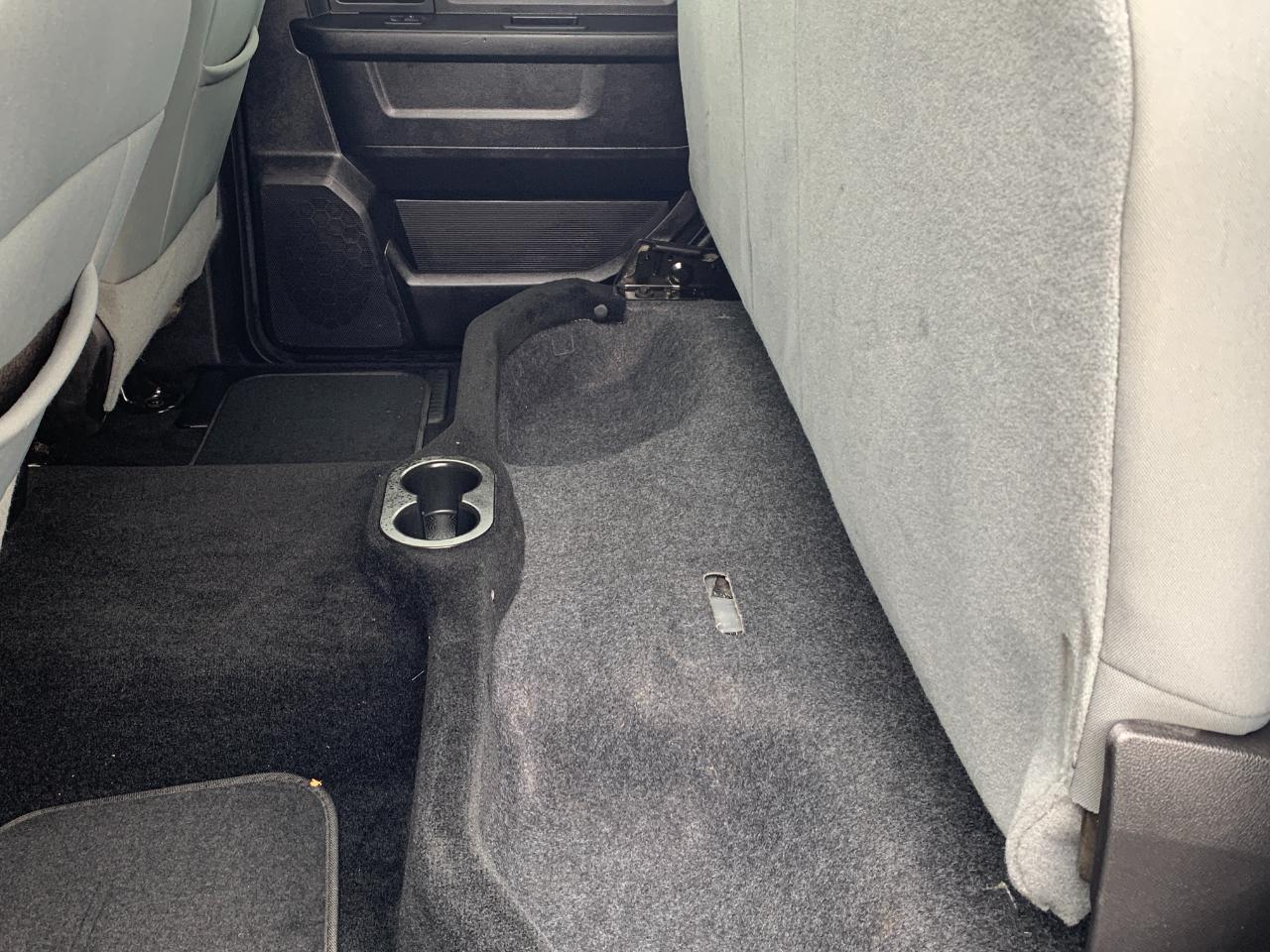 RAM 1500 Tradesman Crew Cab SWB 4WD 2013