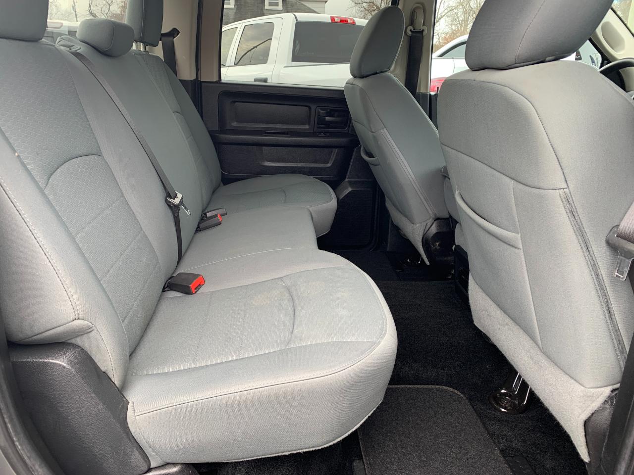RAM 1500 Tradesman Crew Cab SWB 4WD 2013