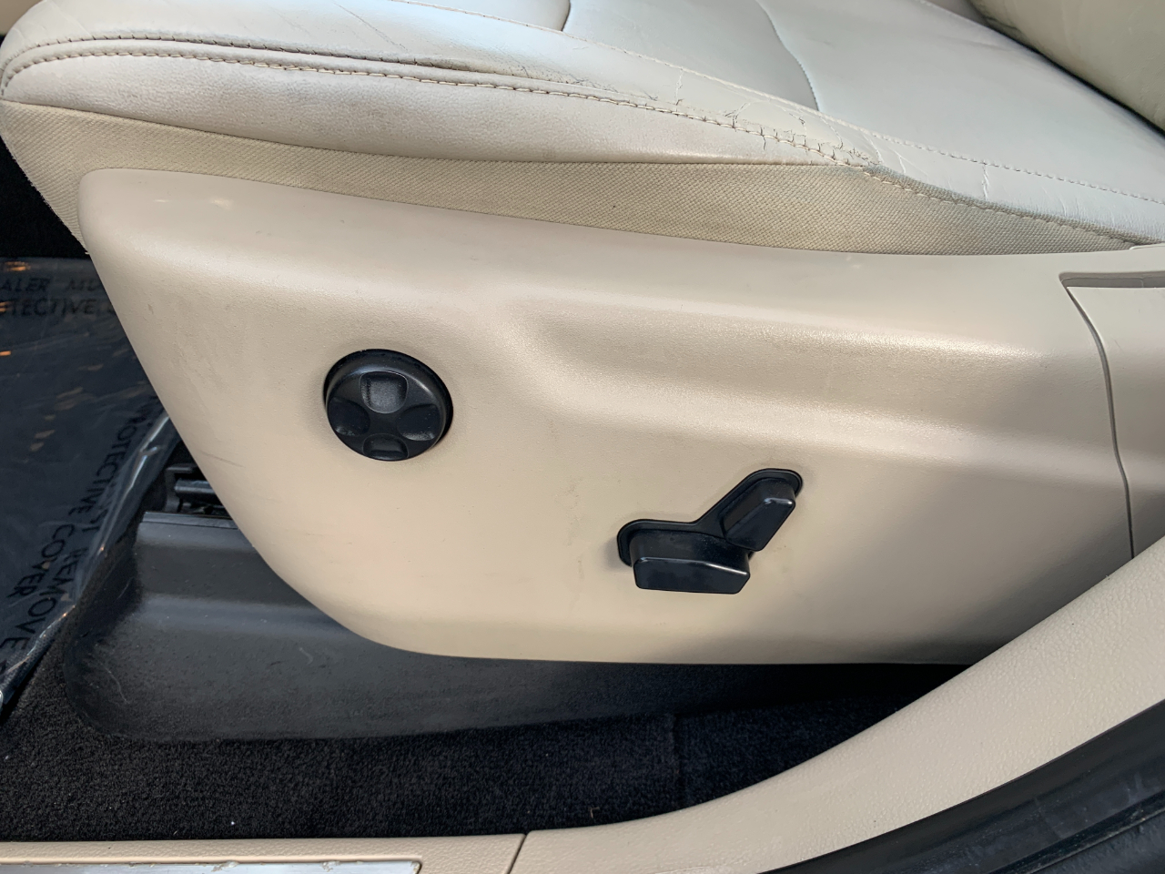 Jeep Grand Cherokee Limited 4WD 2011