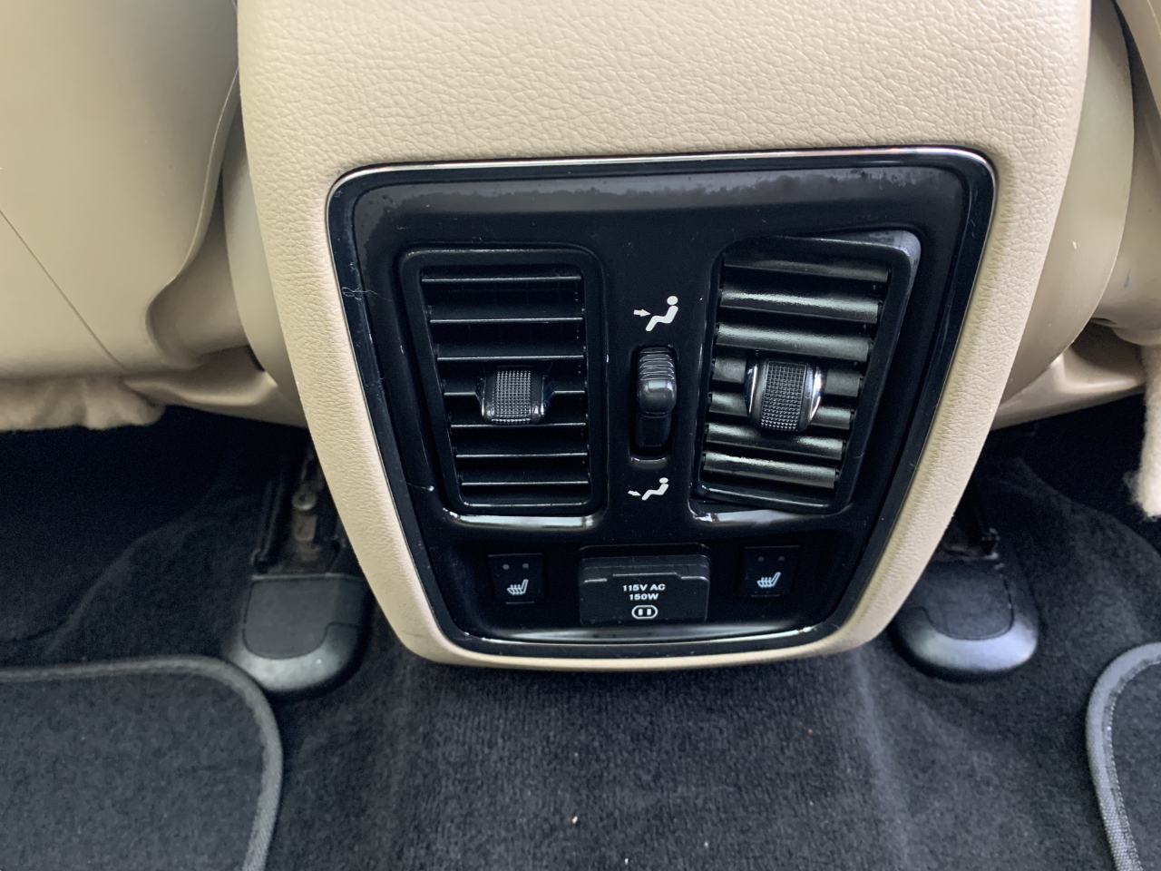 Jeep Grand Cherokee Limited 4WD 2011