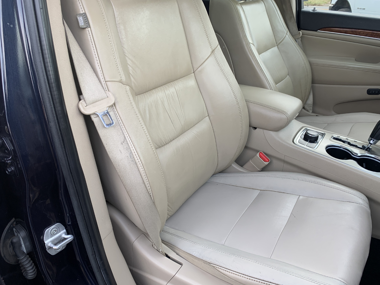 Jeep Grand Cherokee Limited 4WD 2011