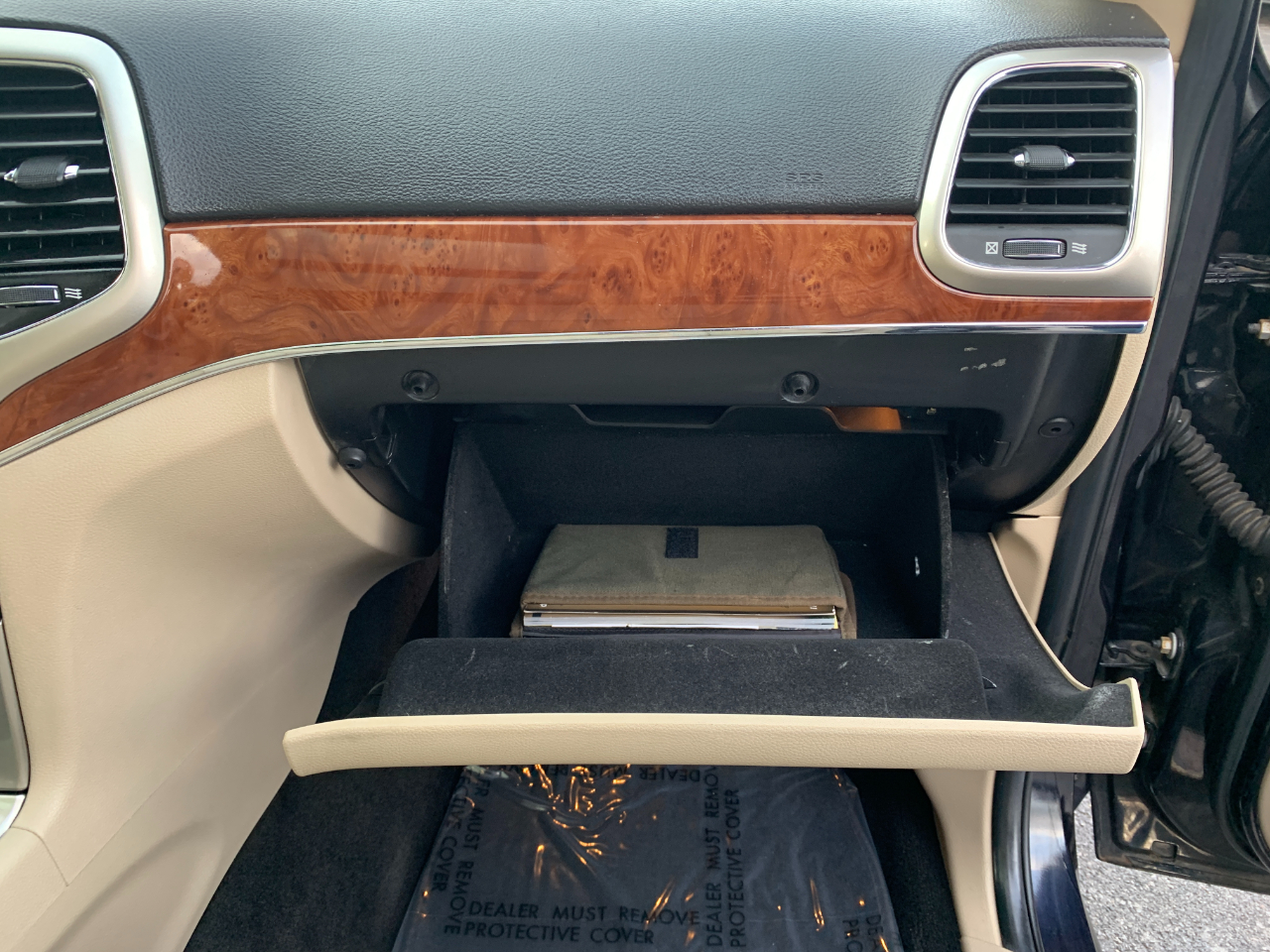 Jeep Grand Cherokee Limited 4WD 2011