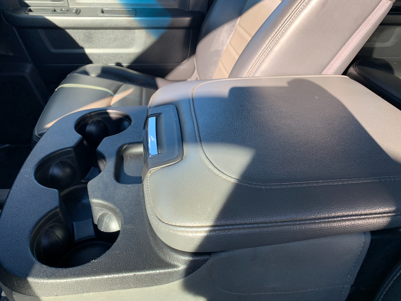 RAM 2500 ST Crew Cab SWB 4WD 2012