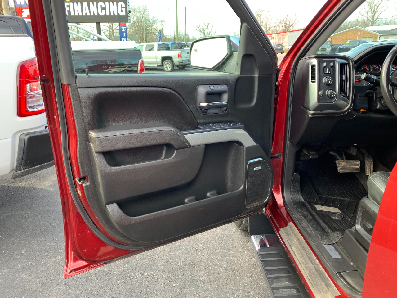 Chevrolet Silverado 1500 LTZ Crew Cab 4WD 2017