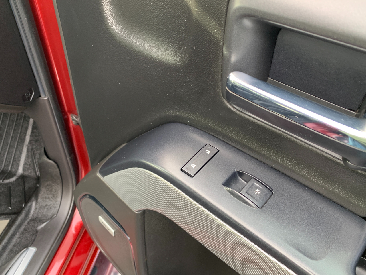 Chevrolet Silverado 1500 LTZ Crew Cab 4WD 2017