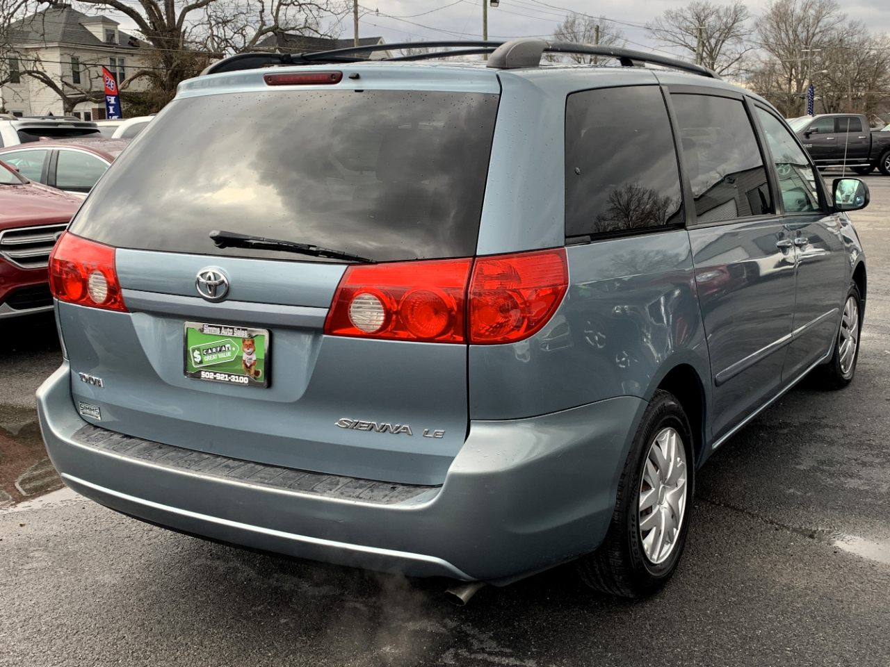 Toyota Sienna CE FWD 7-Passenger 2009