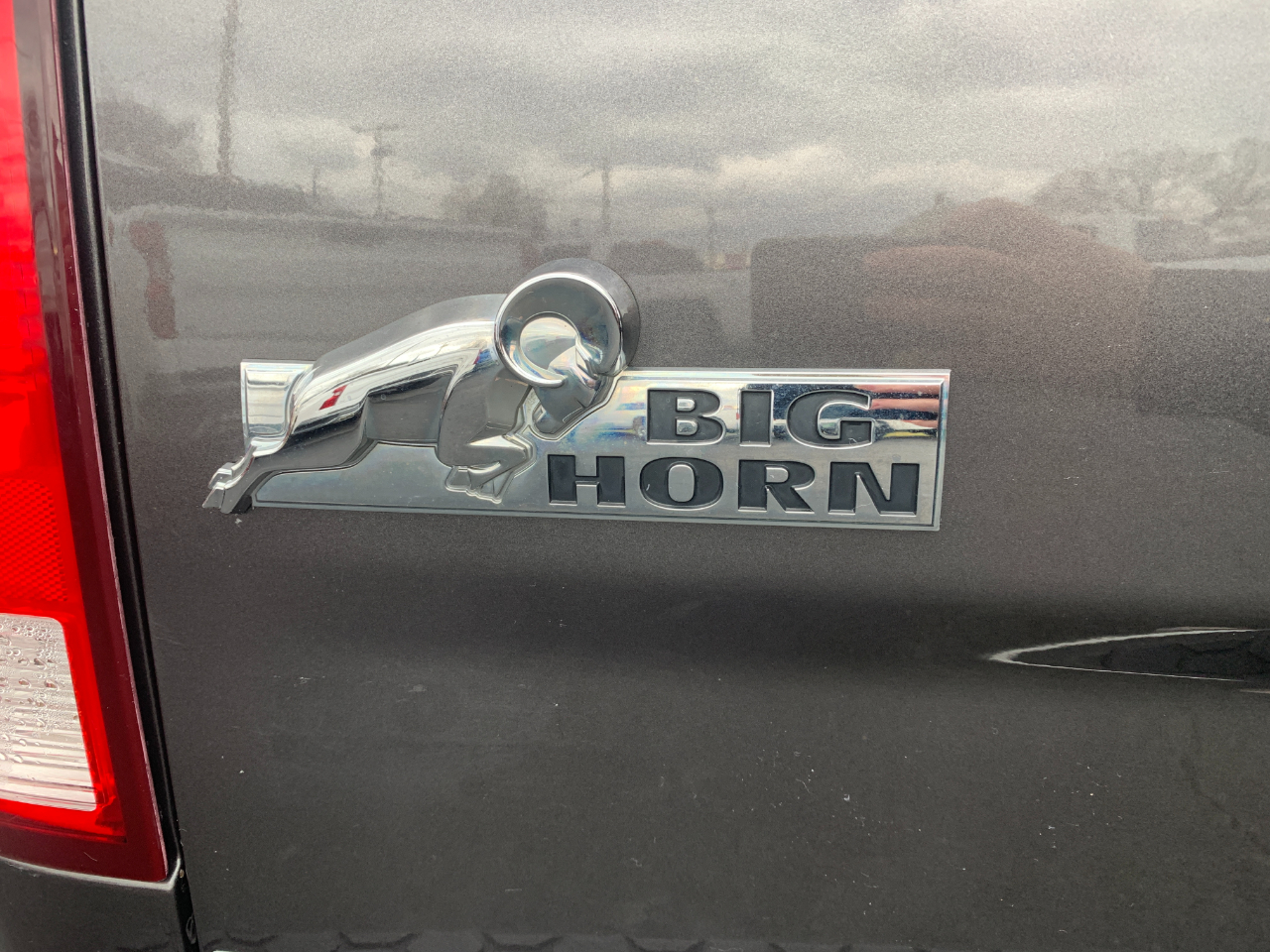 RAM 1500 SLT Crew Cab SWB 4WD 2015