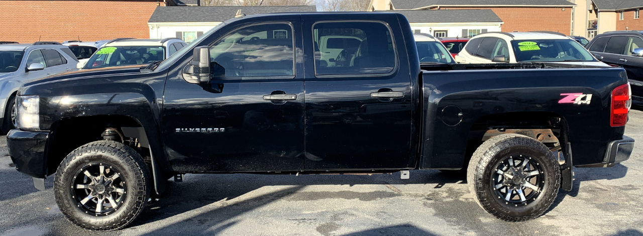 Chevrolet Silverado 1500 LT Crew Cab 4WD 2011