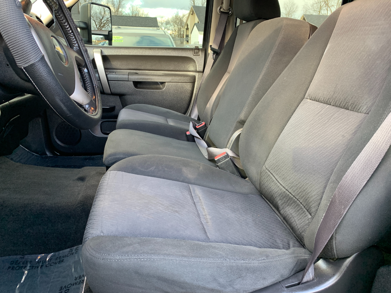 Chevrolet Silverado 1500 LT Crew Cab 4WD 2011