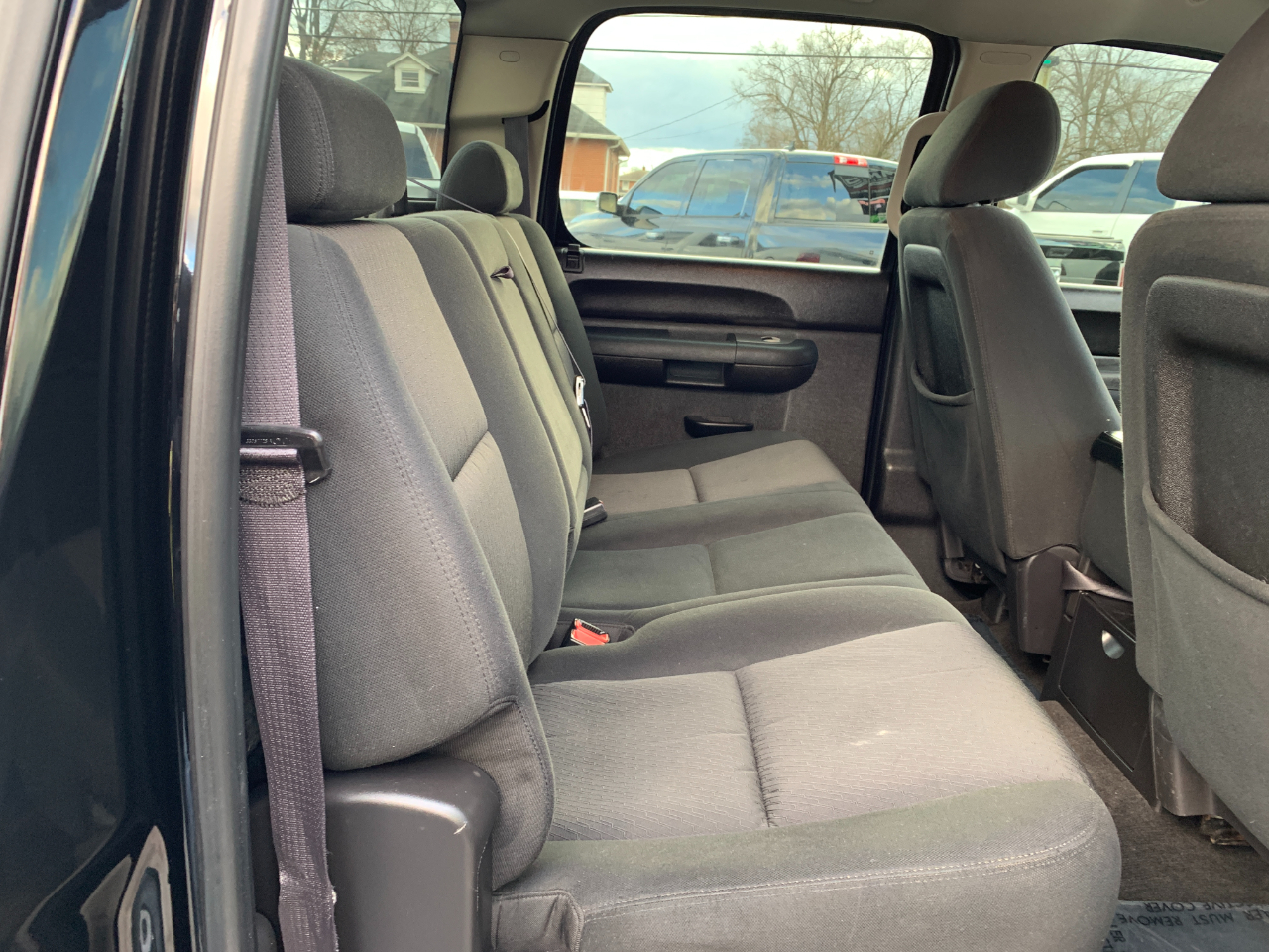 Chevrolet Silverado 1500 LT Crew Cab 4WD 2011