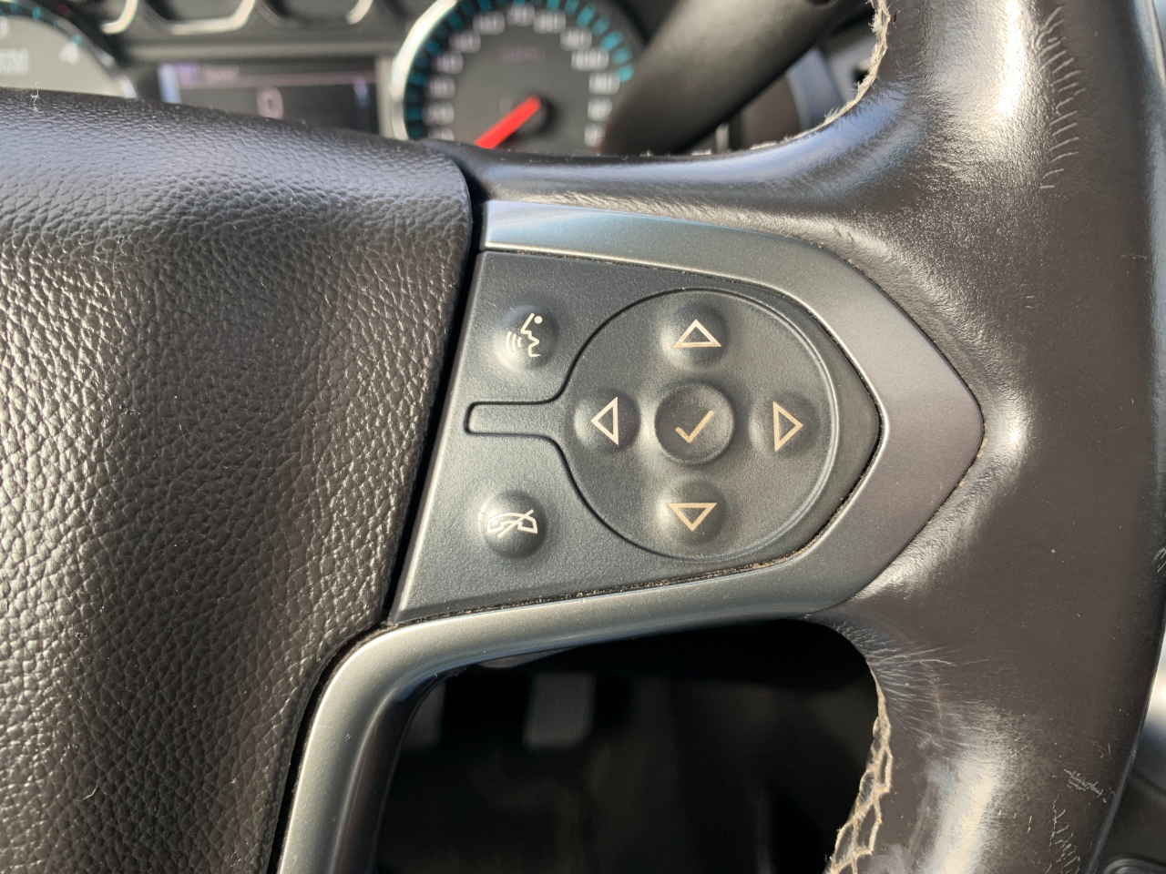 Chevrolet Suburban LTZ 2WD 2015