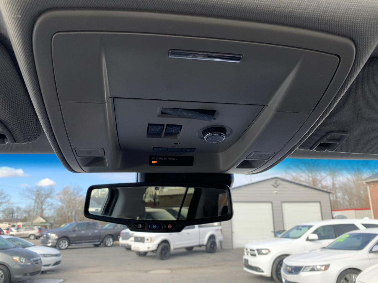 Chevrolet Suburban LTZ 2WD 2015