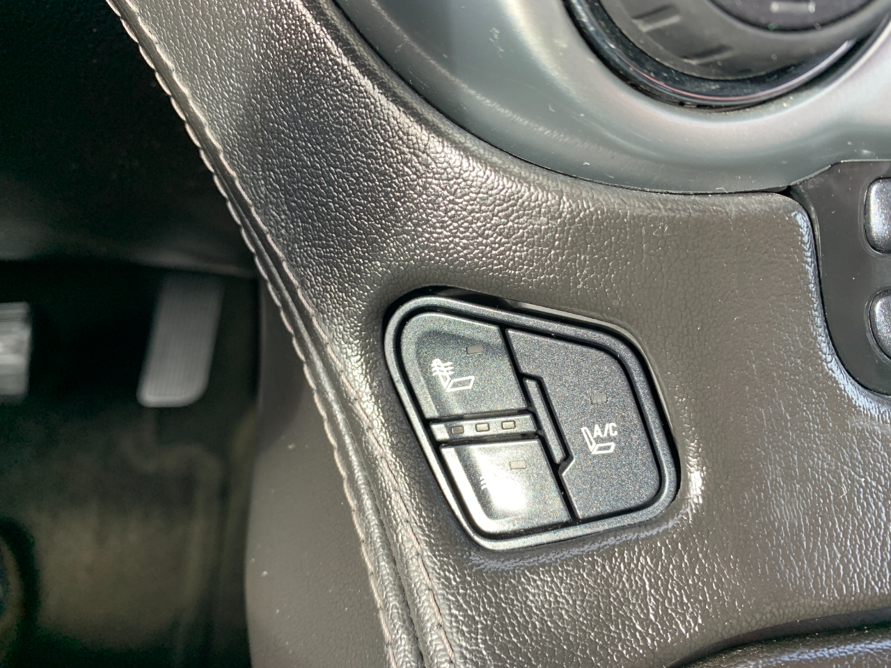 Chevrolet Suburban LTZ 2WD 2015