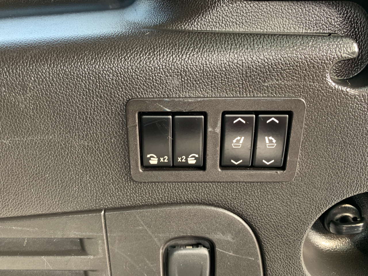 Chevrolet Suburban LTZ 2WD 2015