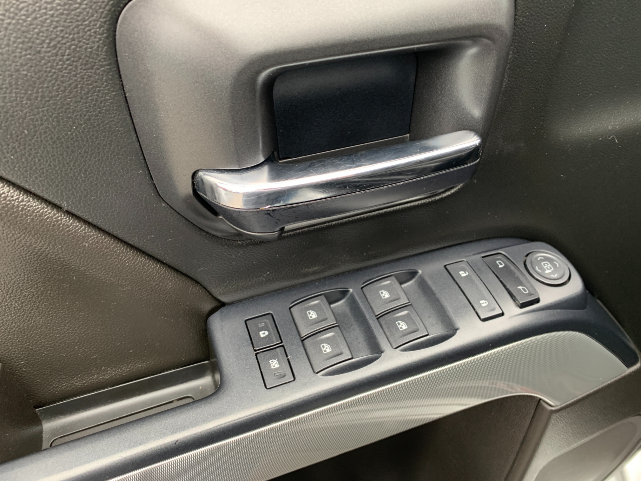 Chevrolet Silverado 1500 LT Double Cab 4WD 2017