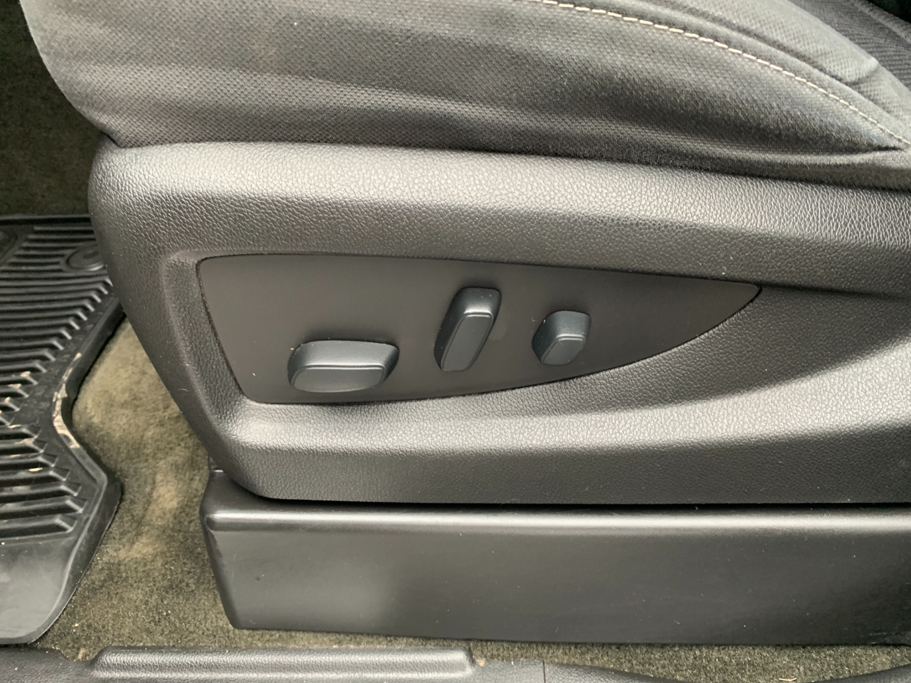 Chevrolet Silverado 1500 LT Double Cab 4WD 2017