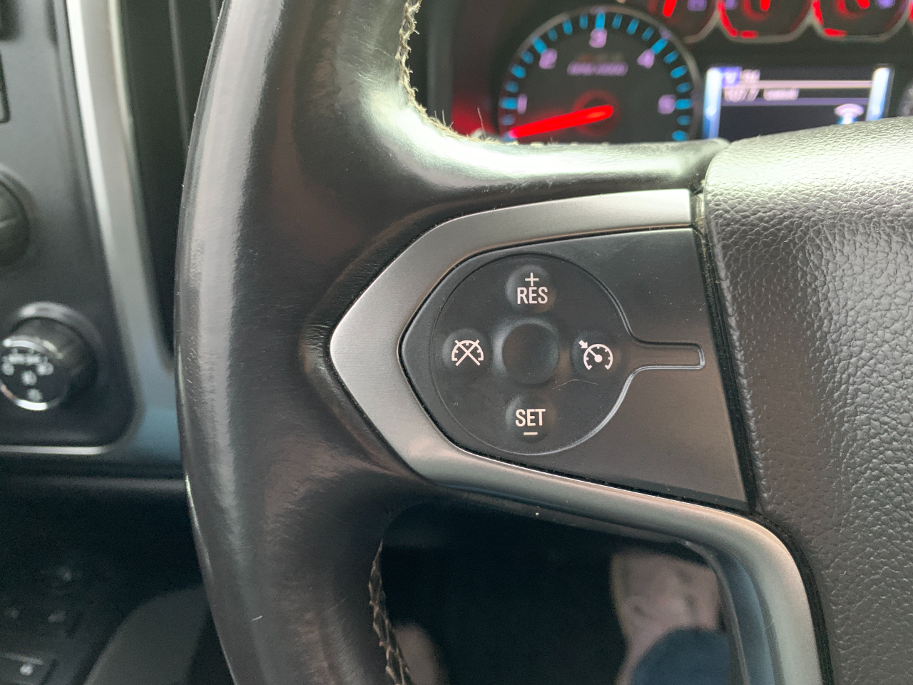 Chevrolet Silverado 1500 LT Double Cab 4WD 2017