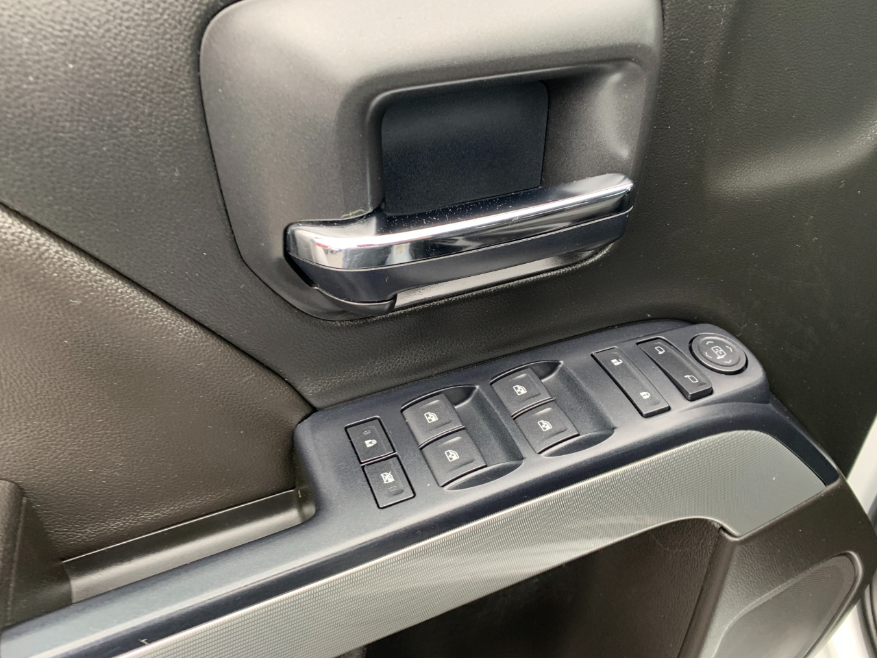 Chevrolet Silverado 1500 LT Double Cab 4WD 2017