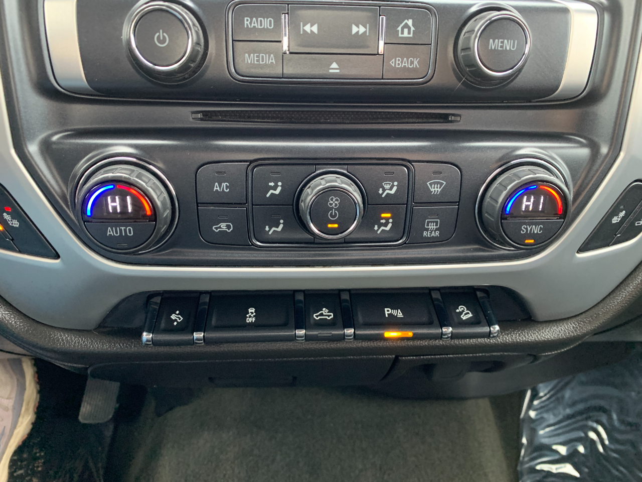 GMC Sierra 1500 SLT Double Cab 4WD 2015