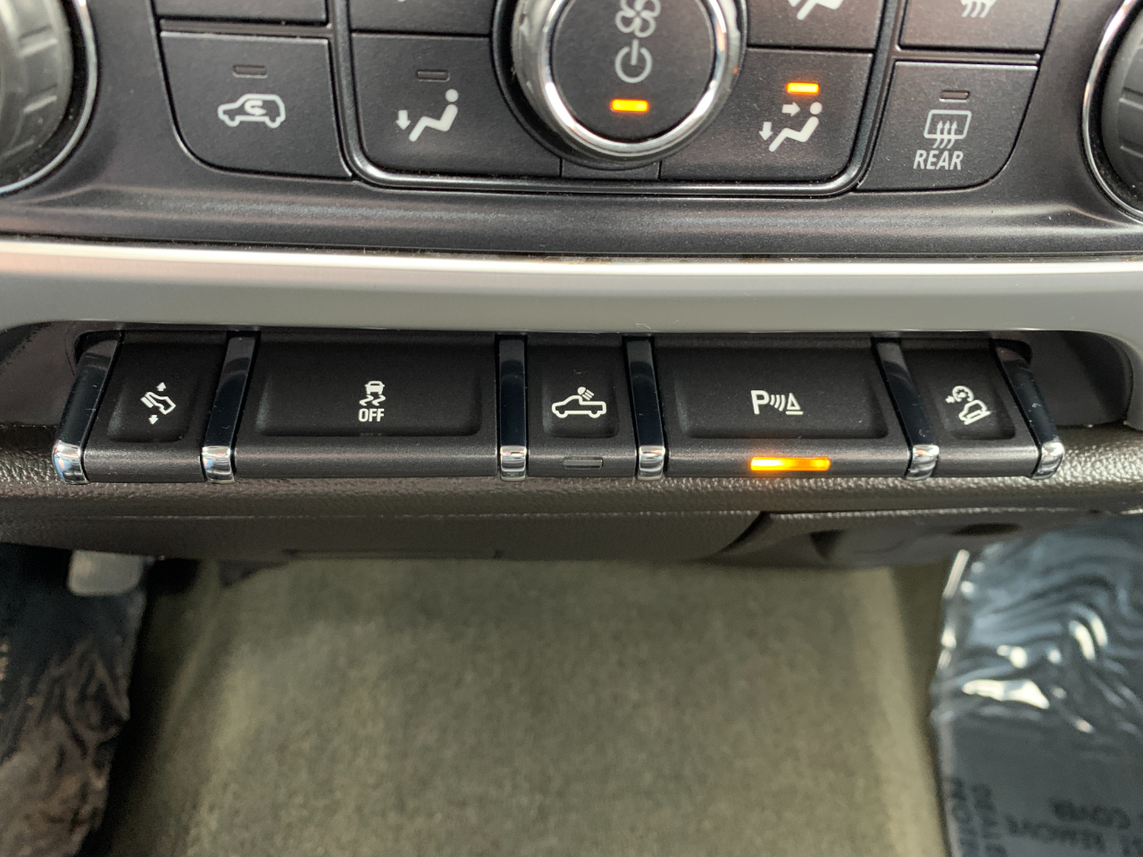 GMC Sierra 1500 SLT Double Cab 4WD 2015