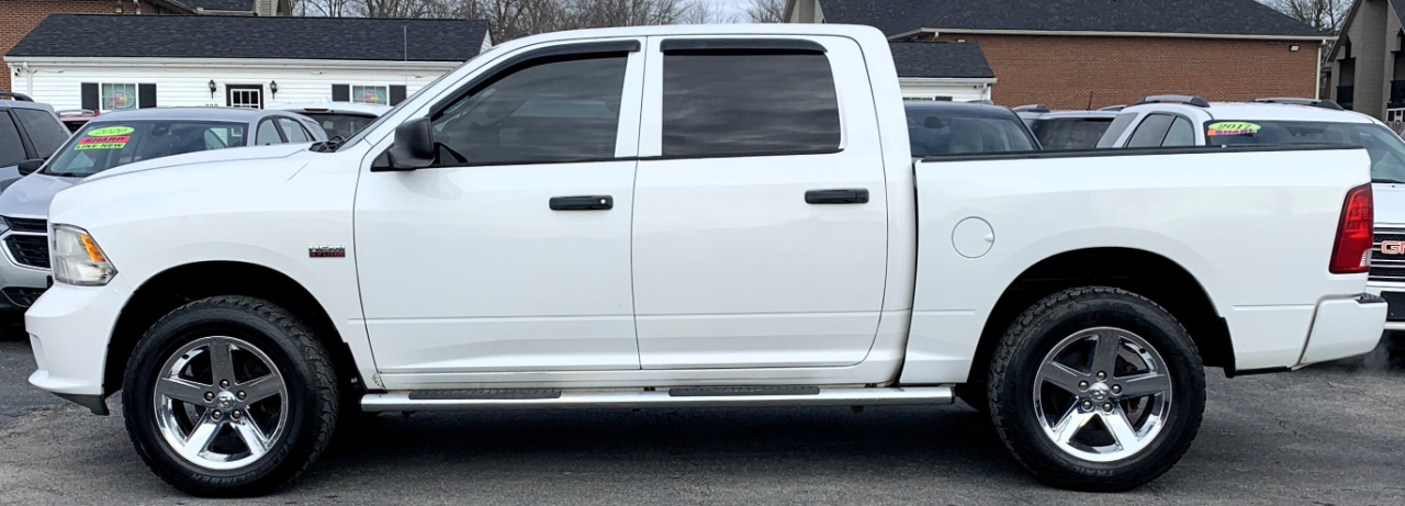 RAM 1500 Tradesman Crew Cab SWB 4WD 2016
