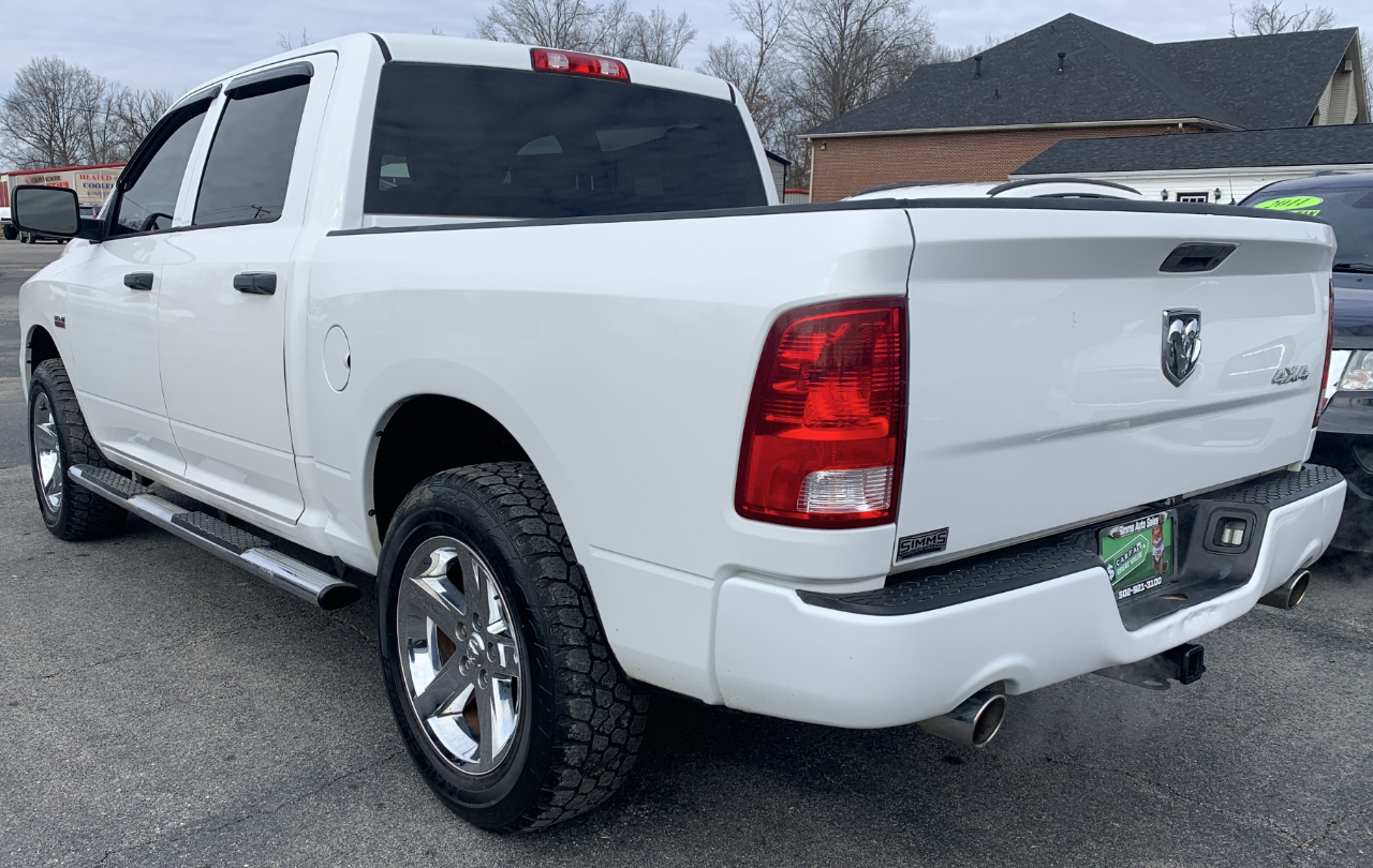 RAM 1500 Tradesman Crew Cab SWB 4WD 2016
