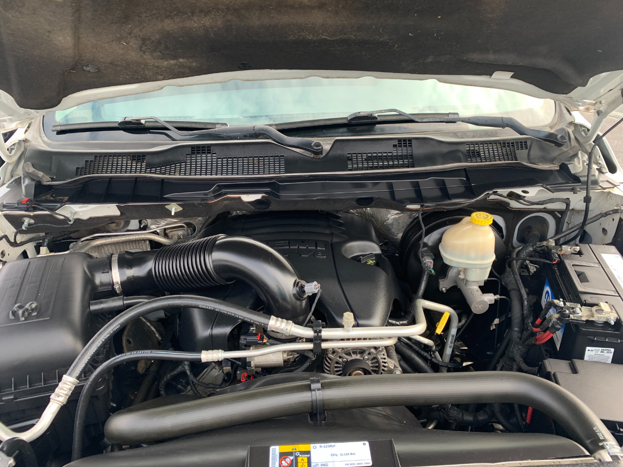 RAM 1500 Tradesman Crew Cab SWB 4WD 2016