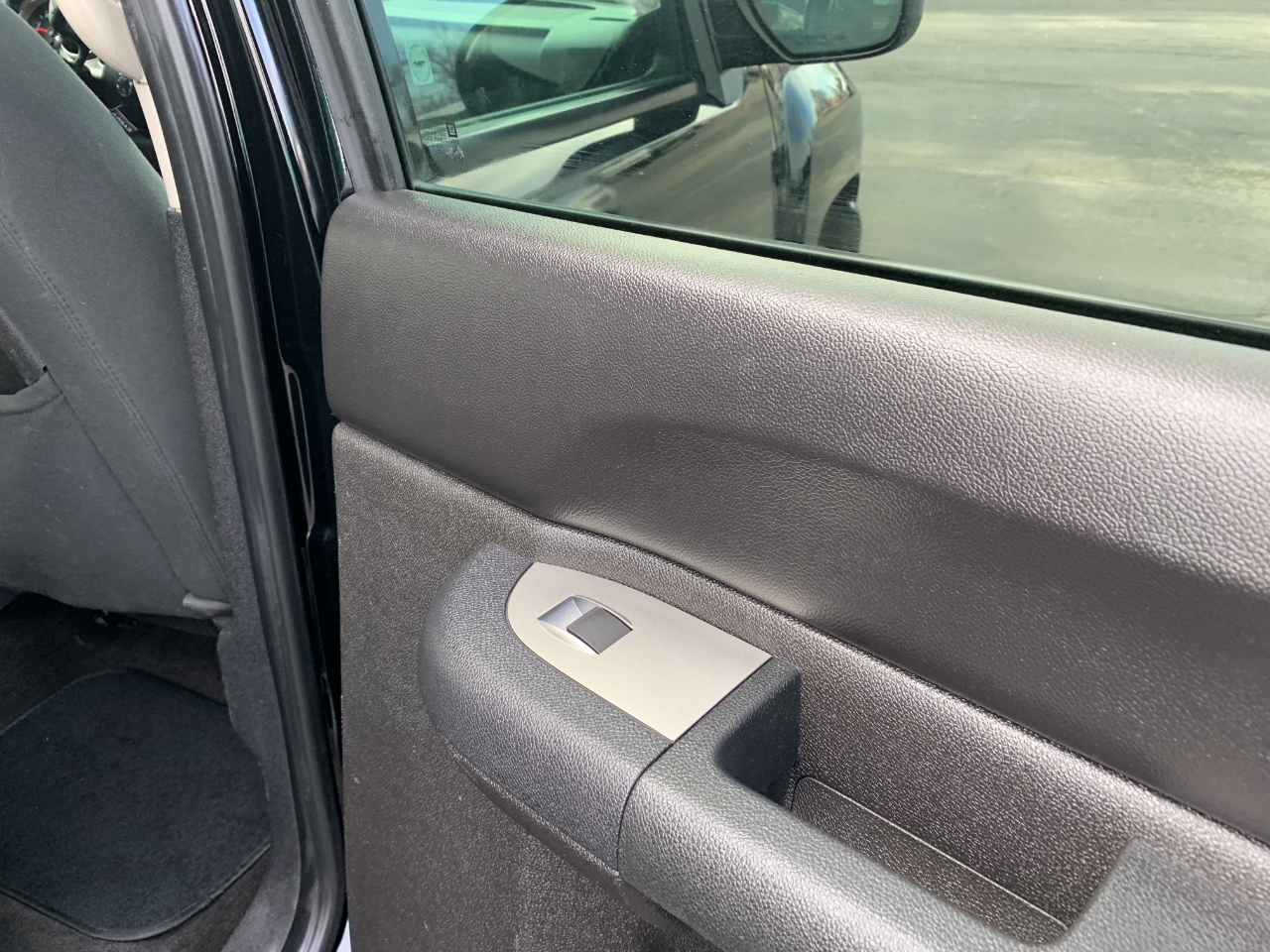 Chevrolet Silverado 1500 LT Crew Cab 4WD 2011