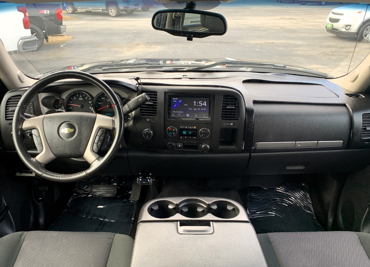 Chevrolet Silverado 1500 LT Crew Cab 4WD 2011