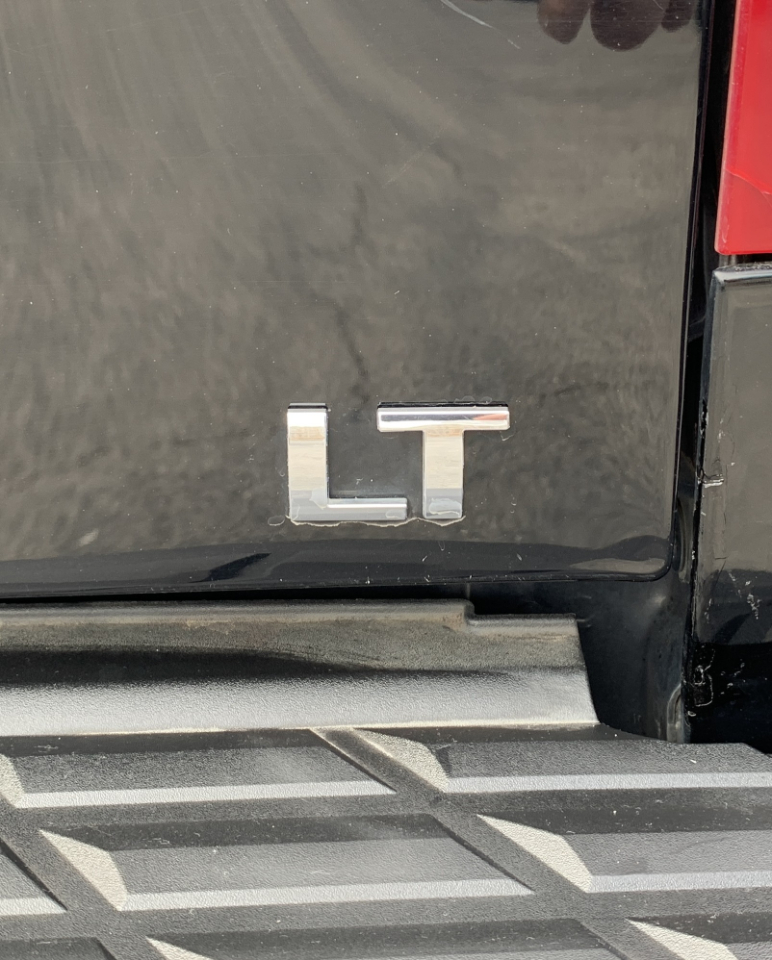 Chevrolet Silverado 1500 LT Crew Cab 4WD 2011