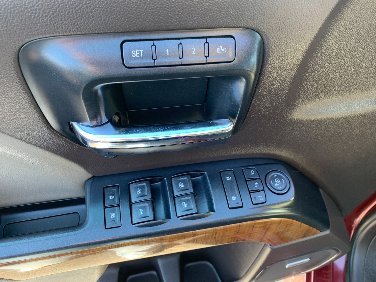 GMC Sierra 1500 SLT Crew Cab 4WD 2014