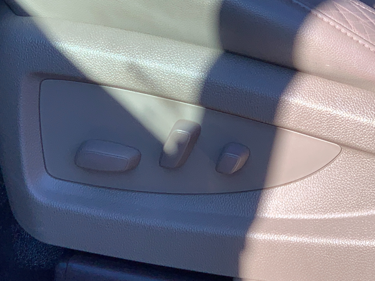 GMC Sierra 1500 SLT Crew Cab 4WD 2014