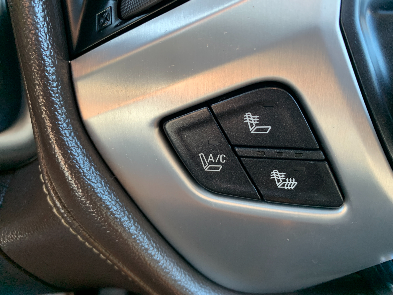 GMC Sierra 1500 SLT Crew Cab 4WD 2014