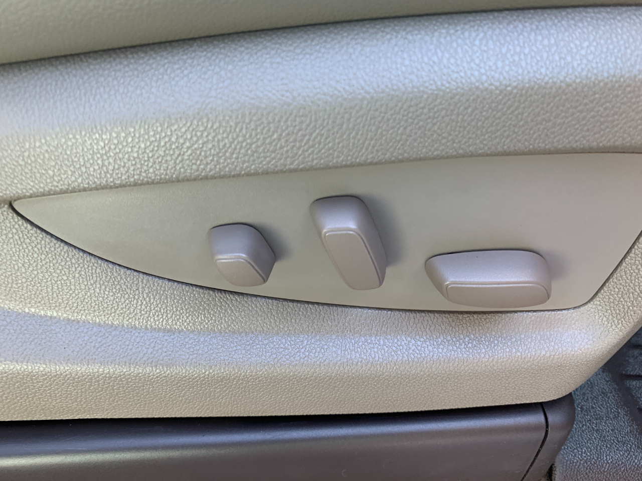 GMC Sierra 1500 SLT Crew Cab 4WD 2014