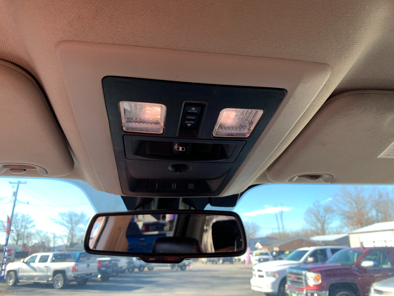 RAM 1500 Laramie Crew Cab SWB 4WD 2017