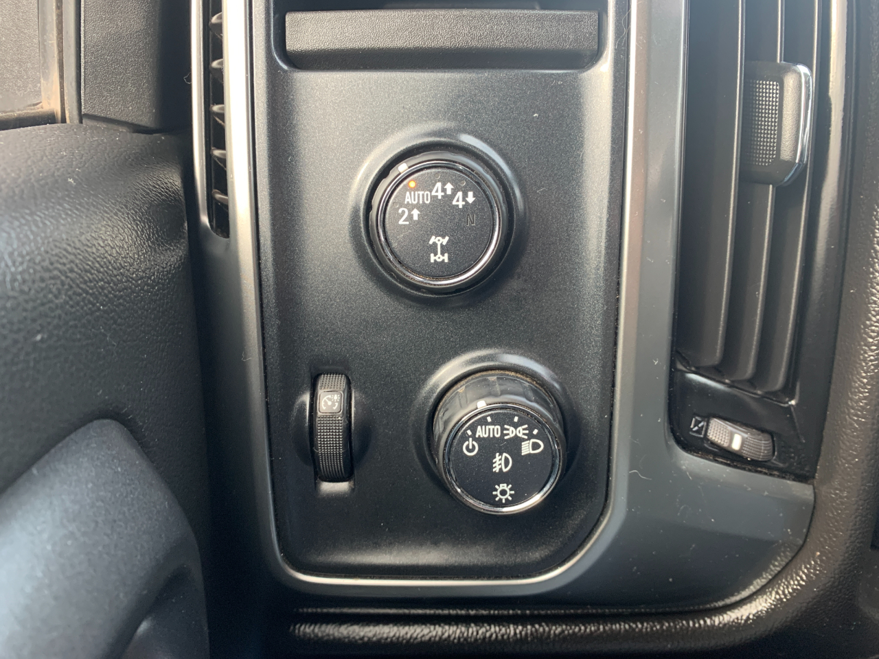 Chevrolet Silverado 1500 LT Crew Cab 4WD 2018